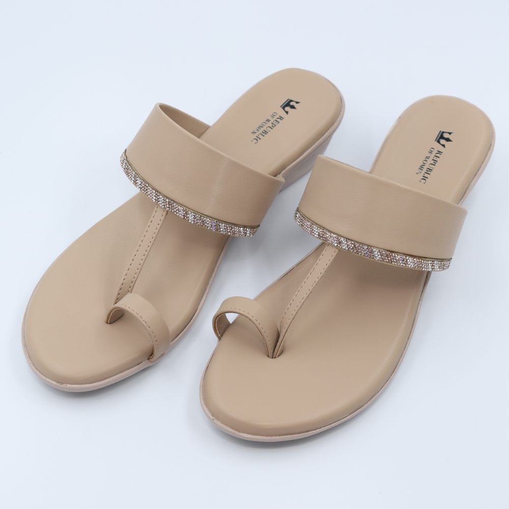 Beige Kolhapuri Slides