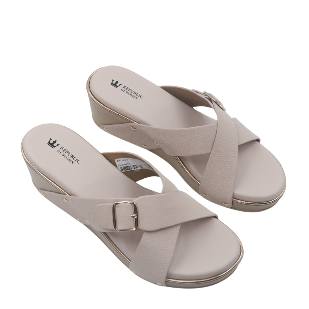 Nude Criss