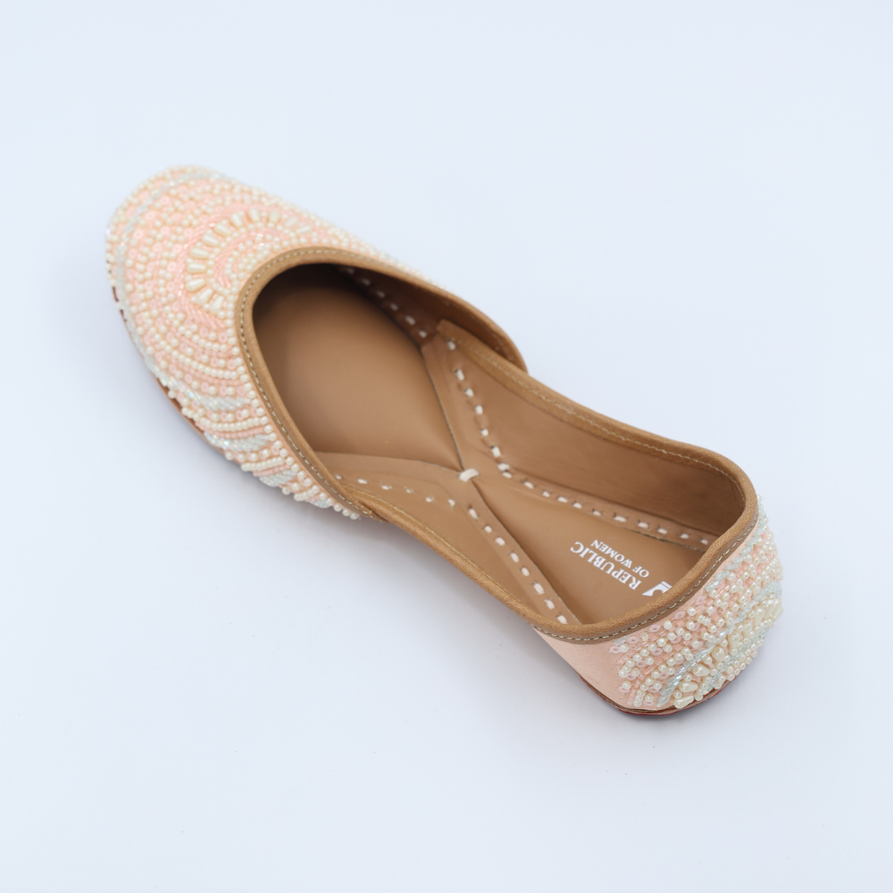 Blush Thread Mojris
